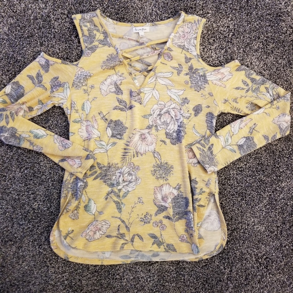 Cold Shoulder Floral Top